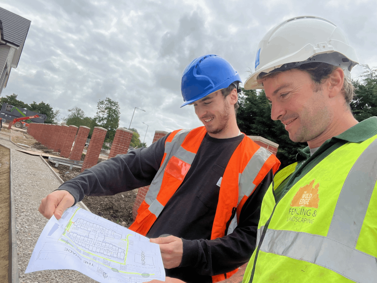 Hertfordshire fencing contractors working